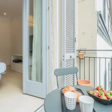 & White By Rent Apartament *