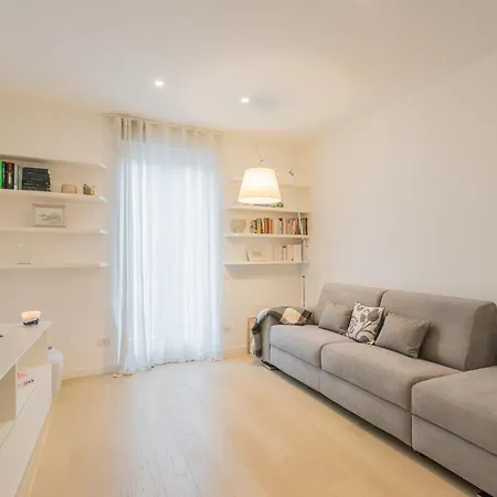 & White By Rent Apartament